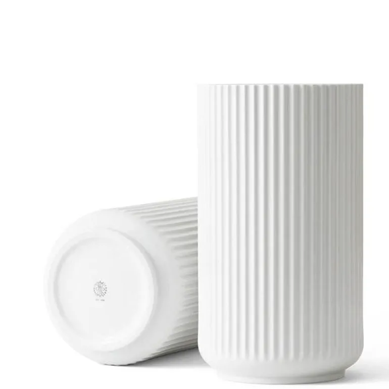 Vase i porselen 31 cm hvit