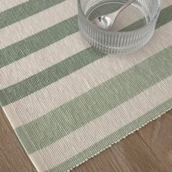 Vibeke Klint bordbrikke nøytral stripe 33x48 cm red