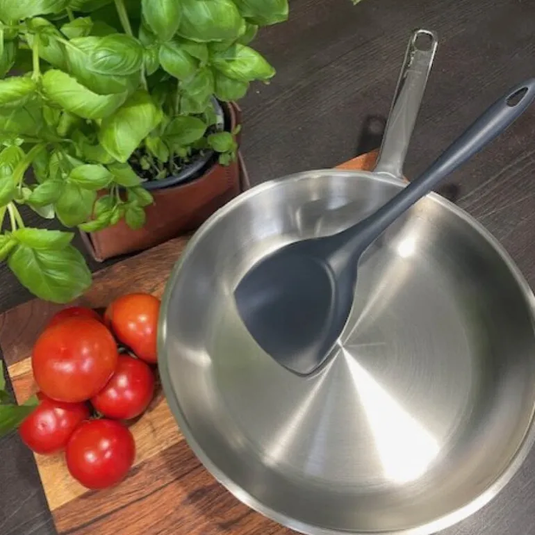 Wok-skje 35 cm antrasittgrå
